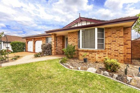 2 Seppelt Pl, Edensor Park, NSW 2176
