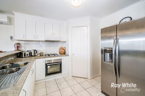 Property photo of 17 Cirai Crescent Cranbourne West VIC 3977