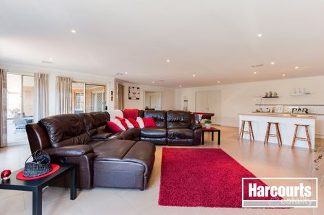 Property photo of 5 Walmac Close Tooradin VIC 3980