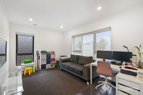 Property photo of 67 Lionel Rose Street Holt ACT 2615