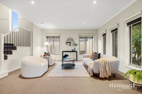 Property photo of 42 Lawson Way Caroline Springs VIC 3023