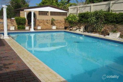 Property photo of 15 Cornflower Street Mansfield QLD 4122