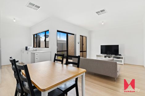 Property photo of 4/25 Henry Street East Cannington WA 6107