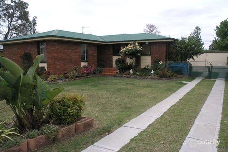 4 Fraser St, Tahmoor, NSW 2573