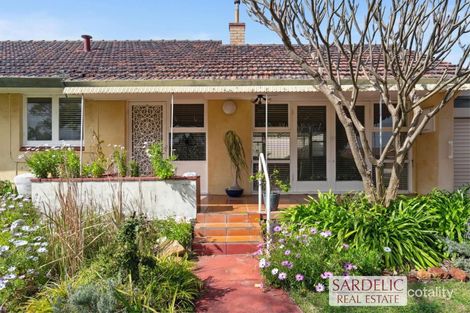 Property photo of 5 Letchworth Centre Avenue Salter Point WA 6152