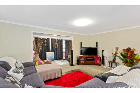 Property photo of 270 Blanchfield Street Koongal QLD 4701