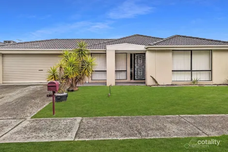 53 Breens Rd, Cranbourne West, VIC 3977