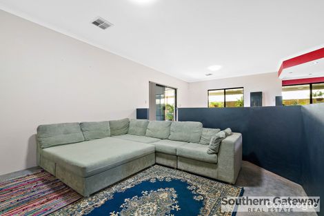 Property photo of 30 Mosedale Loop Waikiki WA 6169