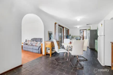 Property photo of 6 Carob Crescent Craigmore SA 5114