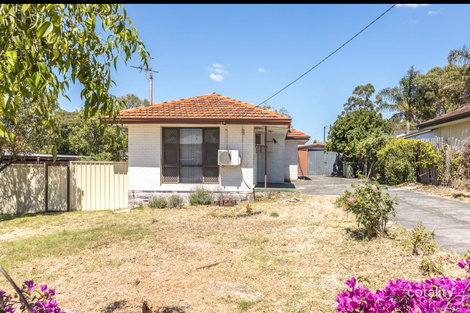 Property photo of 9 Rochford Way Girrawheen WA 6064