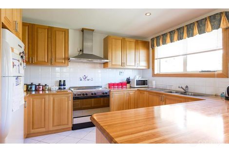 Property photo of 14 Ruth Drive Lenah Valley TAS 7008