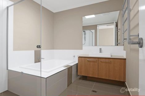 Property photo of 10 Passiflora Avenue Denham Court NSW 2565