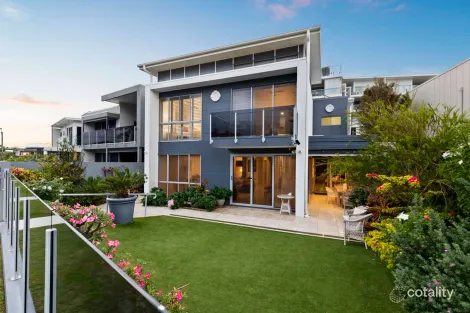 2g Osbourne St, Scarborough, QLD 4020