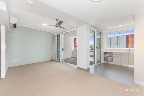 Property photo of 1/2-4 Kingsway Place Townsville City QLD 4810