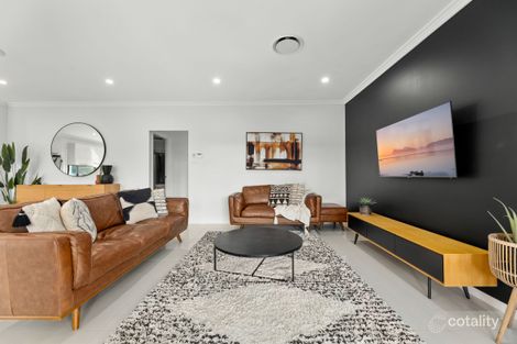 Property photo of 19 Timbrey Circuit Barden Ridge NSW 2234