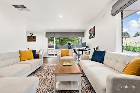 Property photo of 56 William Perry Close Endeavour Hills VIC 3802