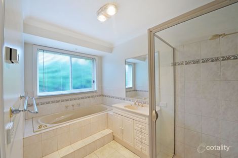 Property photo of 19 Menindee Crescent Kialla VIC 3631