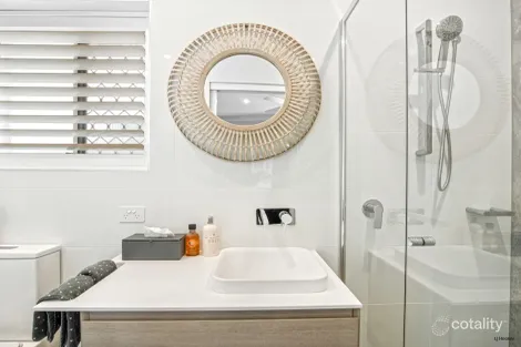 Property photo of 7/20 Marine Parade Coolangatta QLD 4225