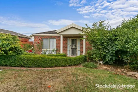 3 Maple Cres, Churchill, VIC 3842