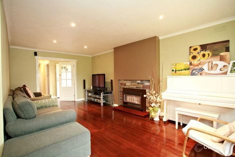 Property photo of 20 Joy Street Mount Waverley VIC 3149