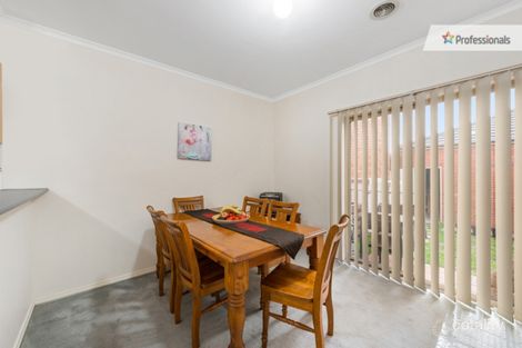 Property photo of 3 St Laurent Rise Knoxfield VIC 3180