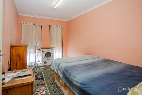 Property photo of 1 Deerness Way Armadale WA 6112