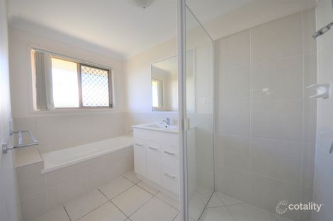 Property photo of 19 Bronco Crescent Gracemere QLD 4702