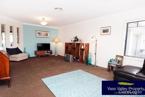 Property photo of 5 Wilson Place Yass NSW 2582