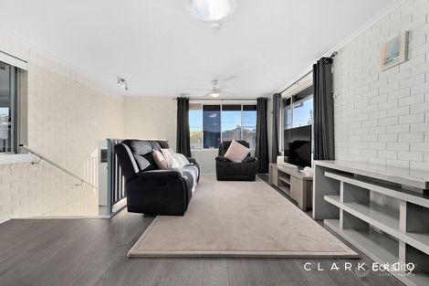 Property photo of 24 Woolley Close Thornton NSW 2322