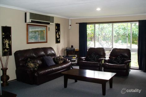 Property photo of 16 Waters Way Metford NSW 2323