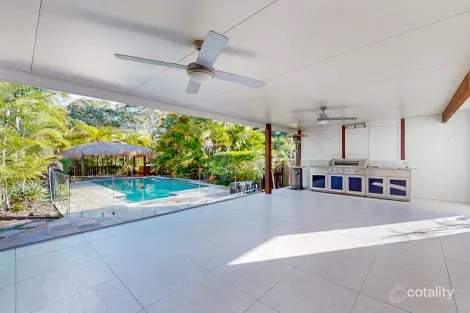 49 Cadogan St, Carindale, QLD 4152