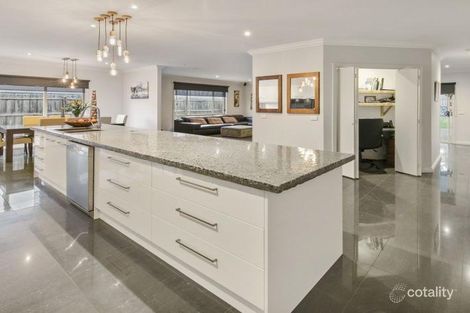 Property photo of 5 Kestral Close Blind Bight VIC 3980