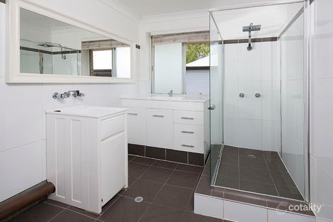 Property photo of 6/22 Wooloowin Avenue Wooloowin QLD 4030