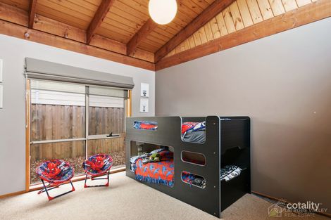 Property photo of 8 Ayres Court Rosedale VIC 3847