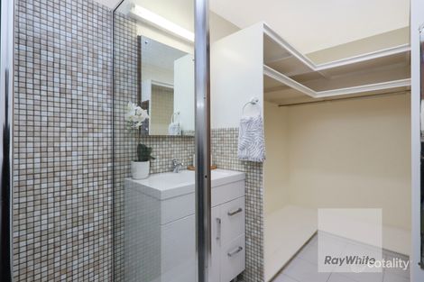 Property photo of 17 Avondale Court Gladstone Park VIC 3043
