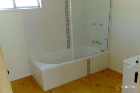 Property photo of 42 Macgregor Street Woodend QLD 4305