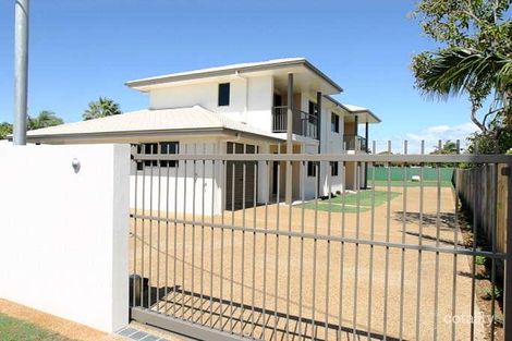 24 Nielson Ave, Burnett Heads, QLD 4670