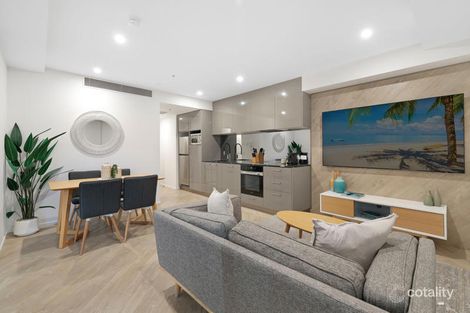 Property photo of 1705/4 Wahroonga Place Surfers Paradise QLD 4217