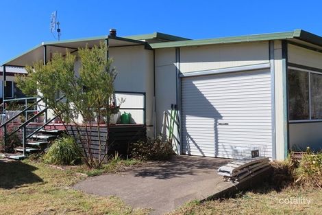 Property photo of 59 Wallangarra Road Stanthorpe QLD 4380