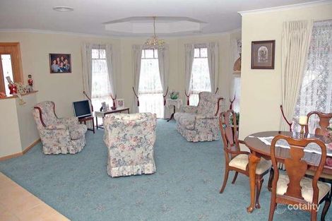 Property photo of 17 Cromwell Lane Cranbourne East VIC 3977