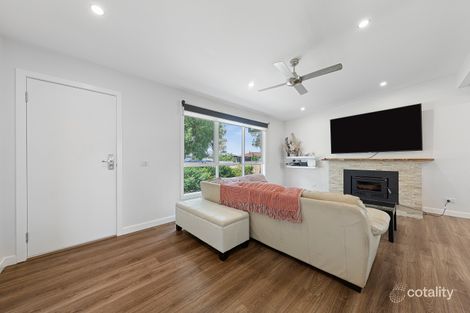 Property photo of 24 Sybella Avenue Koo Wee Rup VIC 3981
