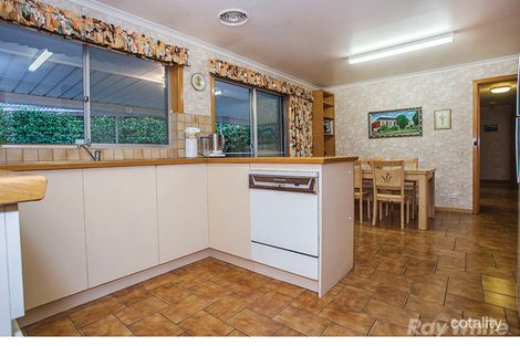 Property photo of 1 Fernbank Crescent Mulgrave VIC 3170