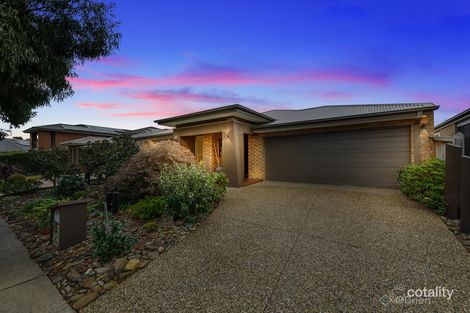 12 Bimberry Cct, Clyde, VIC 3978