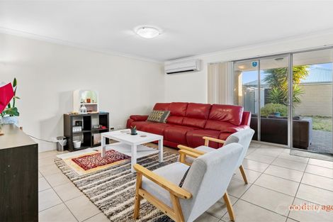 Property photo of 41 Shorehaven Boulevard Alkimos WA 6038