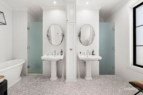 Property photo of 43 Haldane Road Niddrie VIC 3042