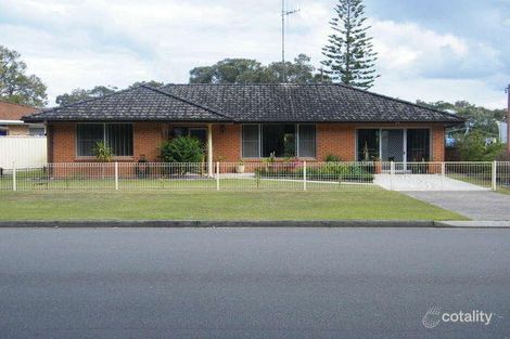 24 Strand St, Forster, NSW 2428