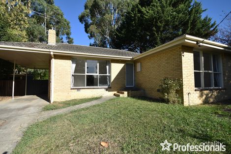 5 Milton Ct, Mooroolbark, VIC 3138