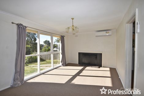 Property photo of 5 Milton Court Mooroolbark VIC 3138