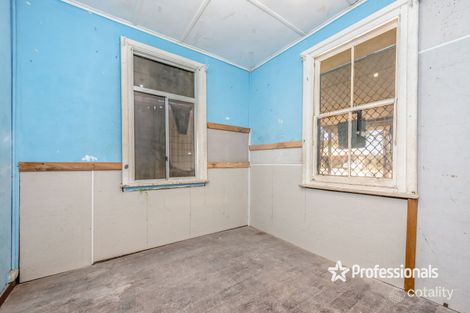 Property photo of 246 Sixth Street Wonthella WA 6530