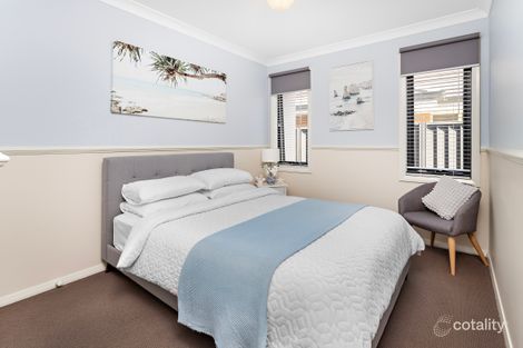 Property photo of 14 Hobbs Street Horsley NSW 2530